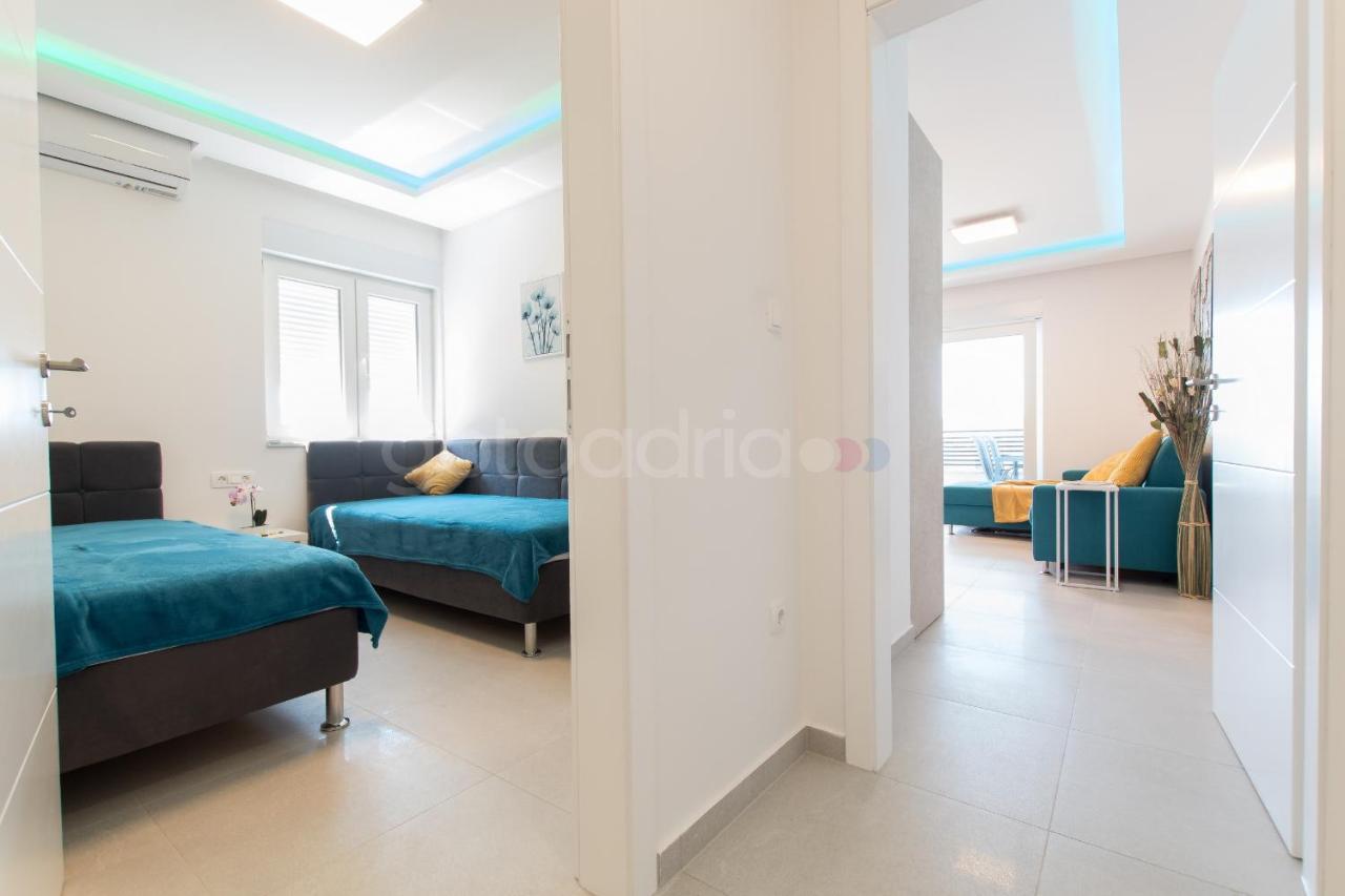 מאקרסקה Luxury Sea View Apt Padi Via Mare מראה חיצוני תמונה