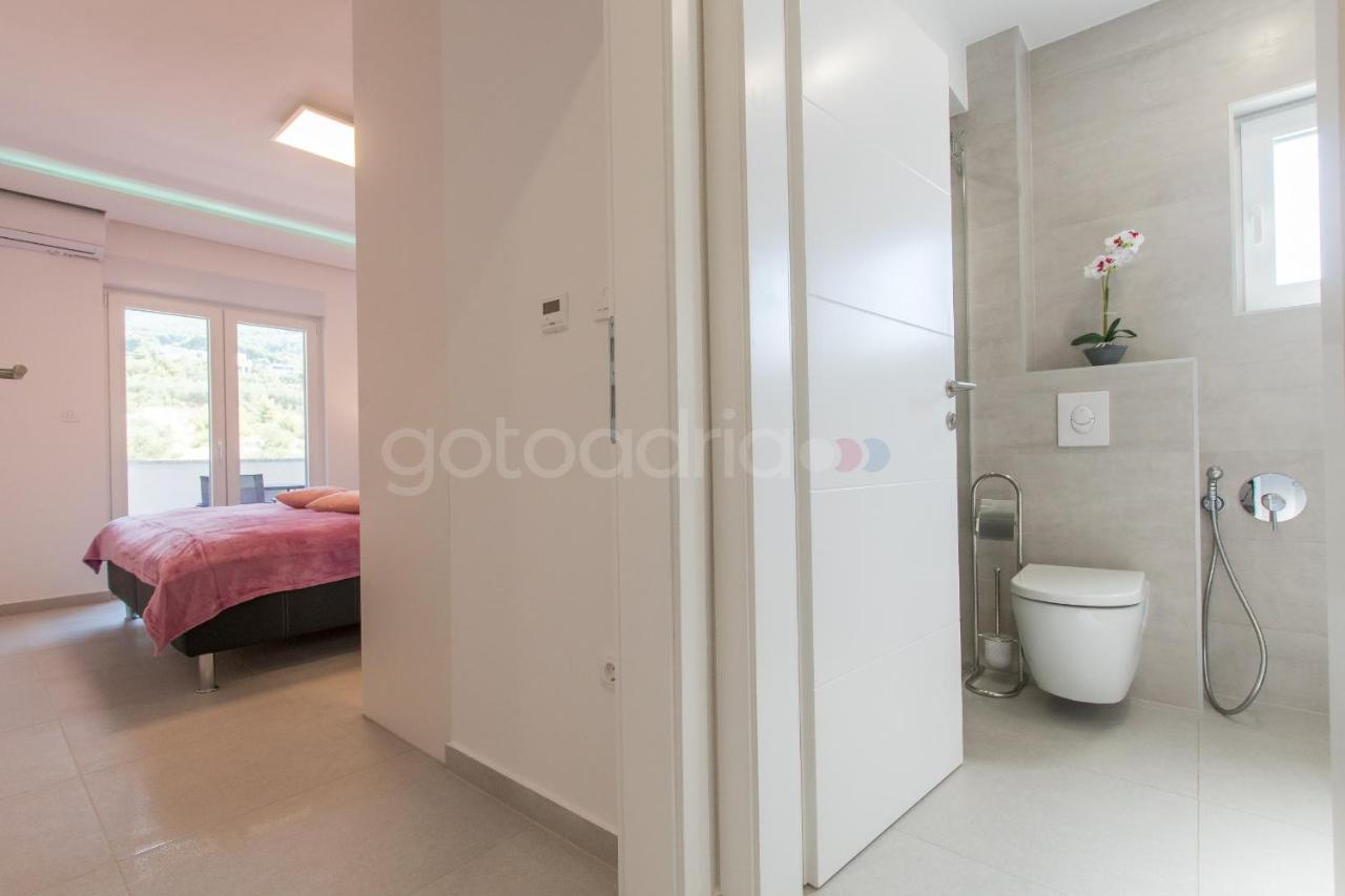 מאקרסקה Luxury Sea View Apt Padi Via Mare מראה חיצוני תמונה